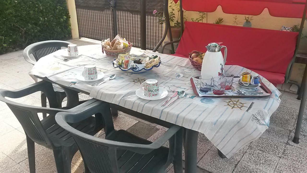 B&B Si Sta Bene 奥斯蒂亚·安提卡 外观 照片